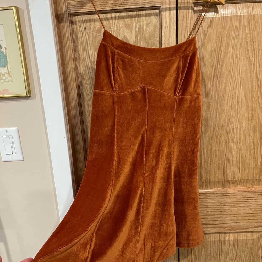Elegant Brown Velvet Skirt